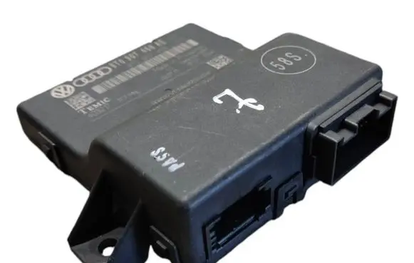 Audi A6 S6 C7 4G Gateway control module 8T0907468L 8T0907468AE