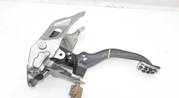 Honda Civic X Brake pedal