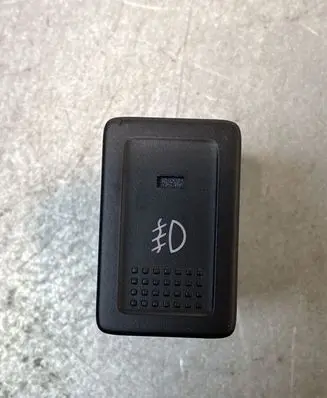 Suzuki Vitara (LY) Fog light switch 3727057L00