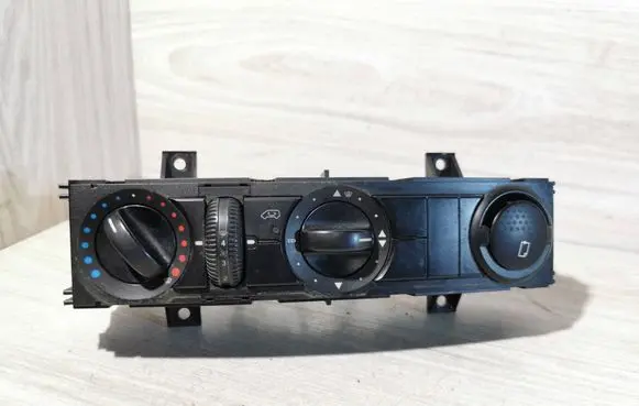 Mercedes-Benz Sprinter W906 Climate control unit A9068300185KZ C9954002 5HB00901100