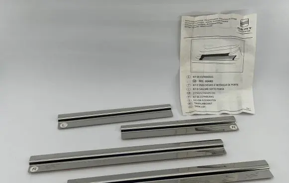 Seat Altea sill trim set (inner) 5P1071510