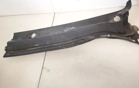 Toyota Avensis T250 Wiper trim 5578205030 55782-05030
