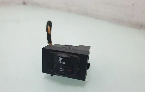 Peugeot 508 Seat heating switch 98019841ZD