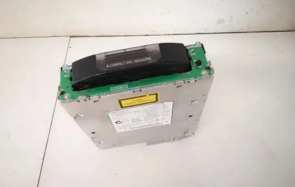 CD/DVD changer
