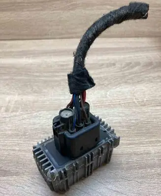 Opel Meriva A Glow plug pre-heat relay 55354141 WITHPLUG