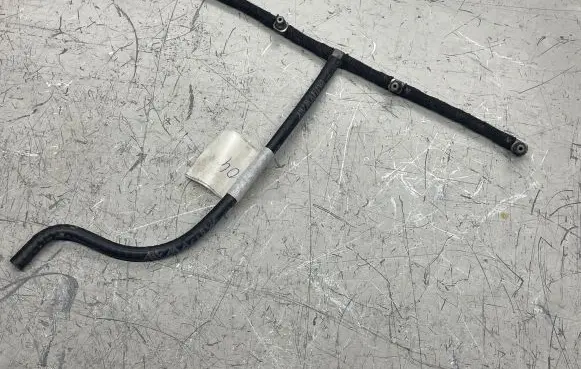 Fuel return line/hose