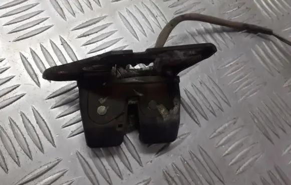 Fiat Punto (188) Tailgate/trunk/boot lock/catch/latch