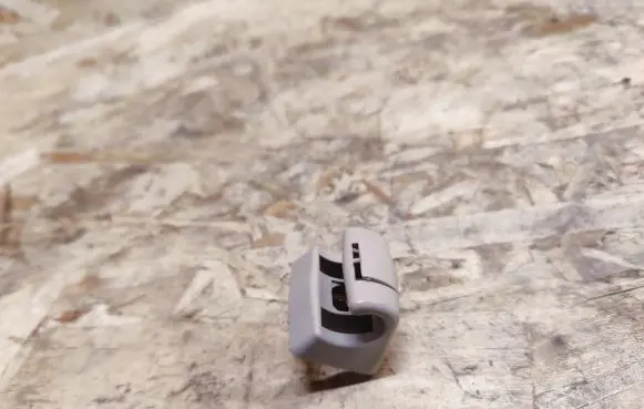 Mercedes-Benz S AMG W220 Sun visor clip/hook/bracket 