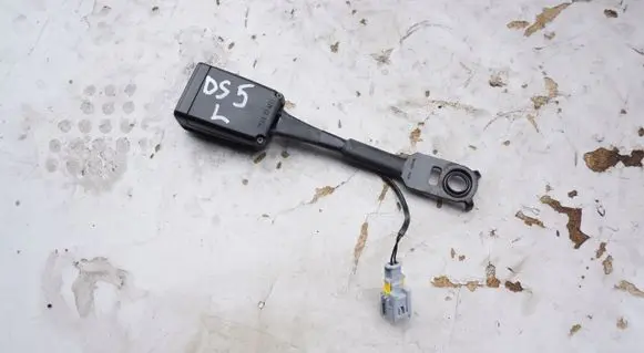 Citroen DS5 Front seatbelt buckle
