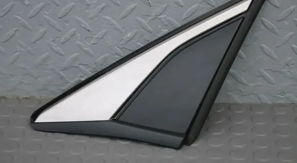 Honda Civic X Front arch trim 