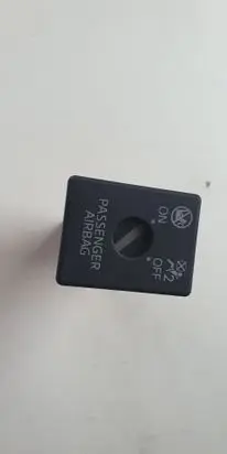 Mazda 6 Passenger airbag on/off switch 
