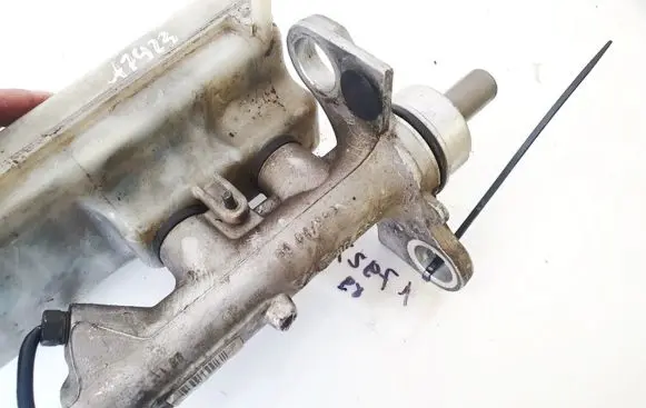 Renault Scenic II - Grand scenic II Master brake cylinder 162879