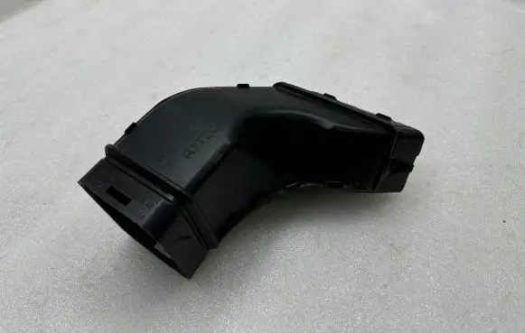 Jaguar F-Pace Air intake duct part 4013478A 0115152A GX739A675