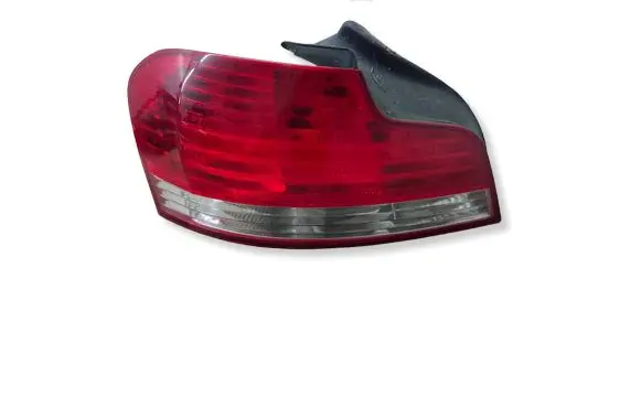 BMW 1 E82 E88 Tailgate rear/tail lights 