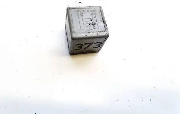 Volkswagen PASSAT B5.5 Other relay 8D0951253A v23134-b52-x301