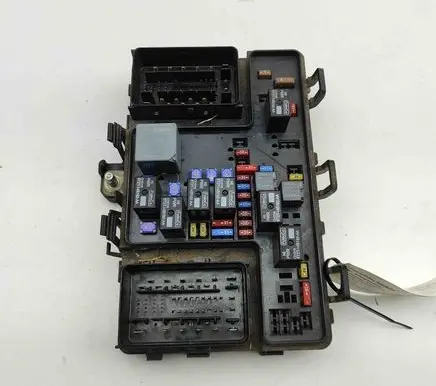 Ford Mondeo MK V Fuse module FQ9T14067EB