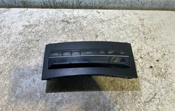 Mercedes-Benz E W212 Climate control unit A2129004525 5HB01141663 A2128304700