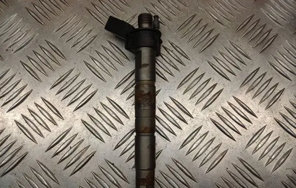Fuel injector