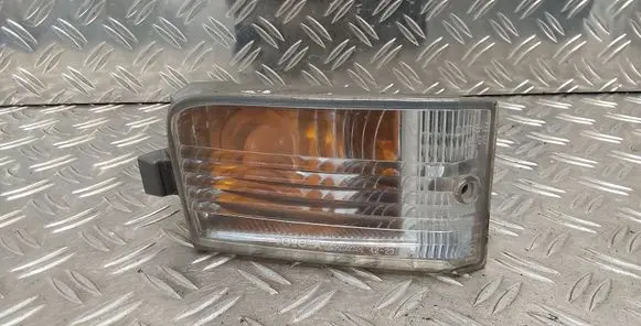 Toyota RAV 4 (XA20) Front indicator light