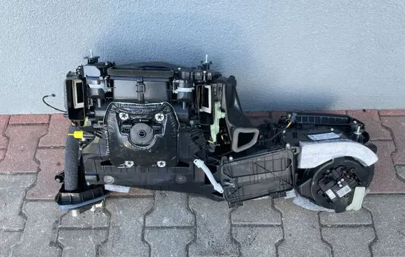 BMW 7 G11 G12 Interior heater climate box assembly 6997030
