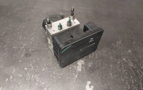 Peugeot 206 ABS Pump 9659137080