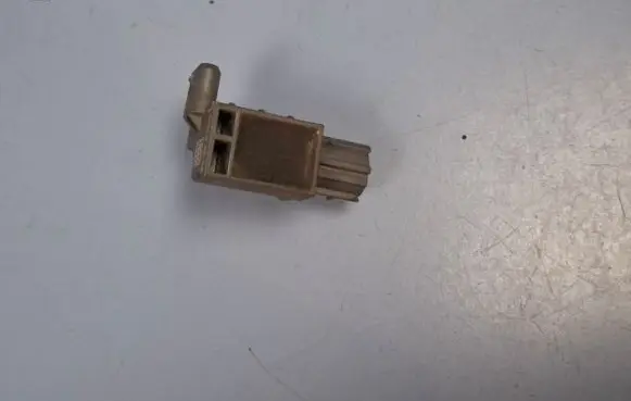 KIA Sportage Airbag deployment crash/impact sensor 95920B4000 08292016 A7038422721