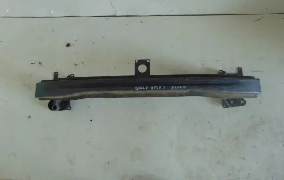 Volkswagen Golf Plus Front bumper cross member