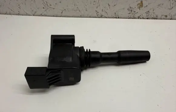 Skoda Karoq High voltage ignition coil 05E905110 77640004 646F51743