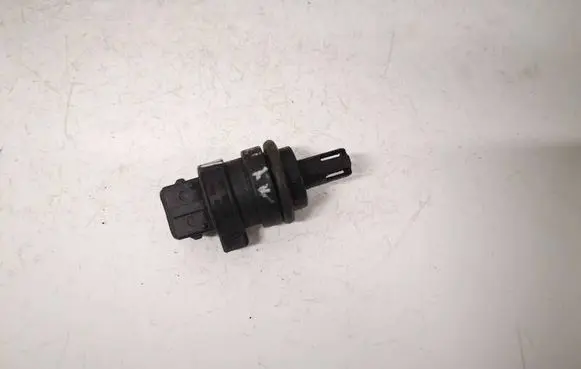 Audi A4 S4 B5 8D Intake air temperature sensor 028906081