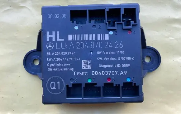 Mercedes-Benz C W204 Door control unit/module A2044421932 A2048702426 A2048202926