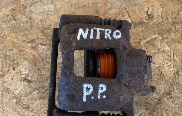 Dodge Nitro Front brake caliper ZACISKPPNITRO
