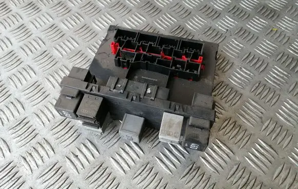 Volkswagen PASSAT B6 Comfort/convenience module 3C0937049AH