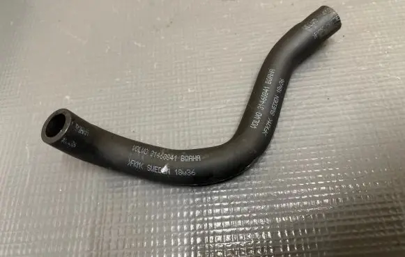 Volvo XC90 Air intake hose/pipe 31460841 AN13A