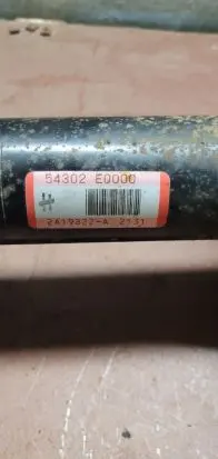 Nissan X-Trail T30 Front shock absorber/damper