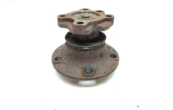 Audi Q2 - Rear wheel hub