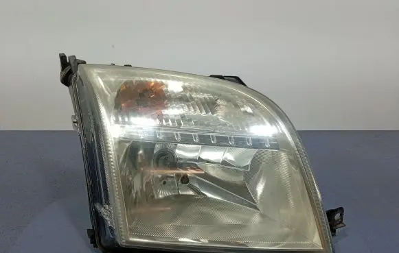 Ford Fusion Headlight/headlamp 246898-00R
