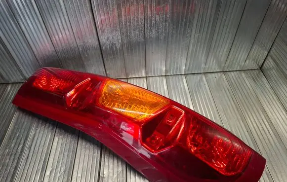 Rear/tail lights