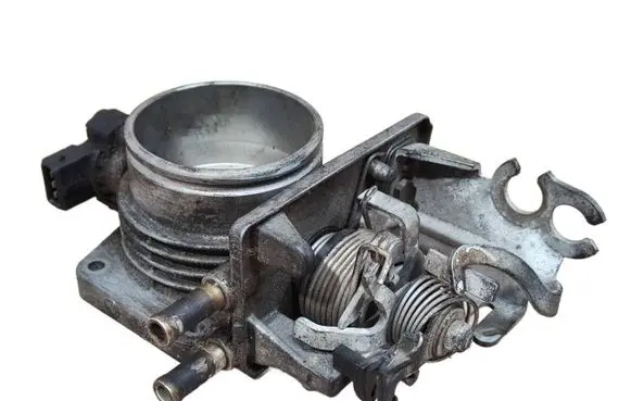 BMW 5 E39 Throttle valve 1740130 09795