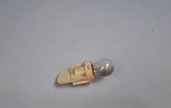 Volvo V70 Tail light bulb cover holder 30674780 160986