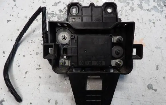 Renault Zoe Distronic sensor radar 284474545R A2C77307902 A2C77307900
