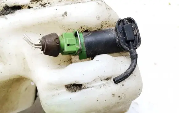 Citroen Berlingo Windscreen/windshield washer pump