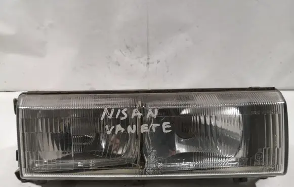 Nissan Vanette Headlight/headlamp 11052439
