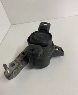 Lexus NX Engine mount bracket 