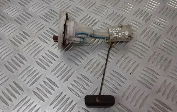 Mercedes-Benz E W210 Fuel level sensor 2105420517