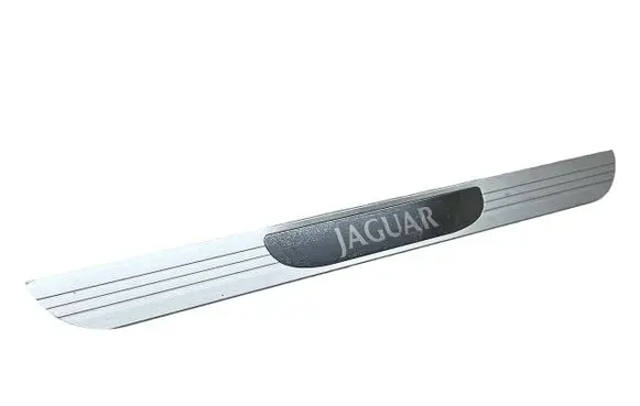 Jaguar XJ X350 Front sill trim cover XR835413208
