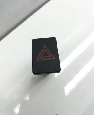 Nissan Qashqai Hazard light switch 25290