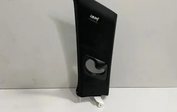 BMW X5 E70 (C) pillar trim 6981710