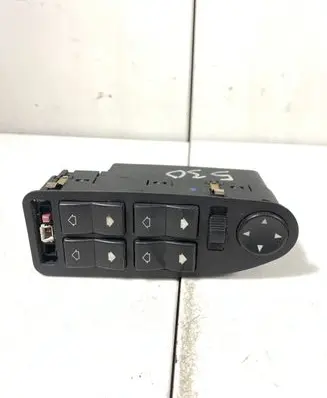 BMW 5 E39 Electric window control switch 61318380644