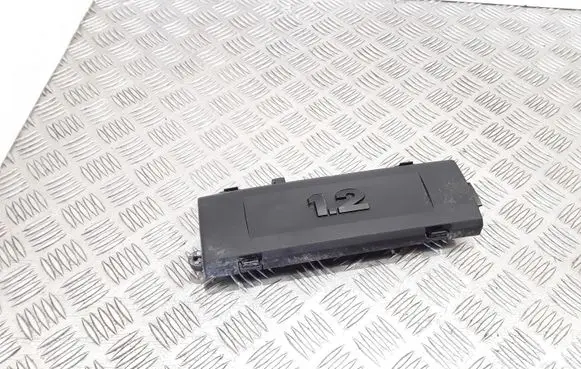 Volkswagen Polo V 6R Other engine bay part 03E971815A