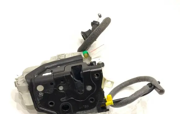 Audi A5 Front door lock 8X1837015B